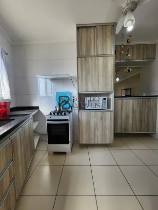 Imagem Apartamento de 2 Dormitórios sendo 1 suíte no bairro Guilhermina - Praia Grande