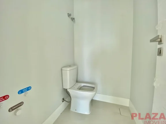 Imagem Apartamento 04 dormitórios no centro de Balneário Camboriú