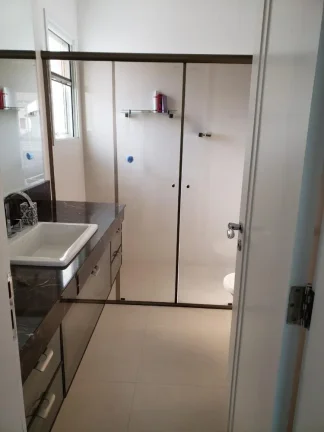 Imagem Casa no Res. Melville - 400m²