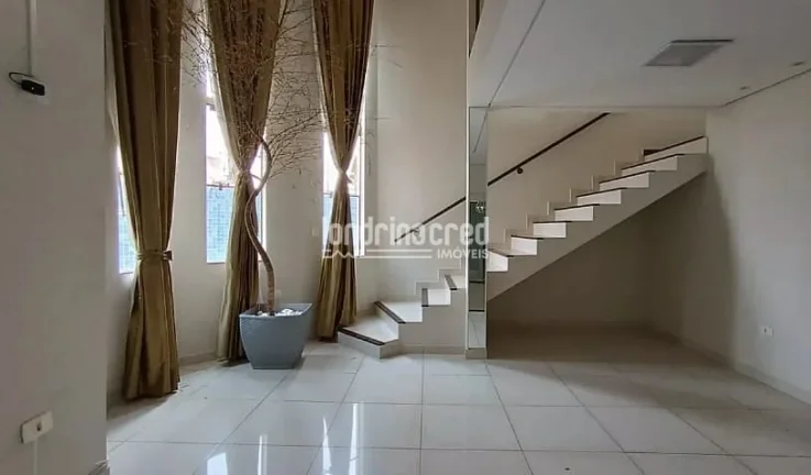 Imagem Excelente Sobrado no Jardim Itália, Cambé: 3 Quartos (1 Suíte Luxuosa), 3 Banheiros, Sacada, Churrasqueira e Piscina – Conforto e Lazer para Sua Família!
