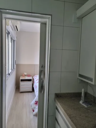 Imagem Apartamento Lapa - 122M², 3 Dorms, 2 Suítes, 1 Vaga, Armários.