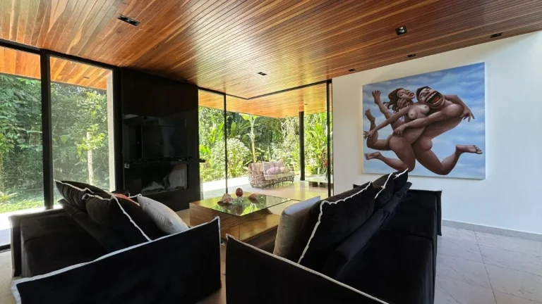 Imagem Casa em condominio de Alto Padrão em Frente Mar