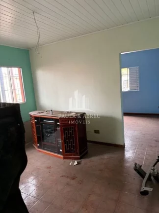 Imagem Casa antiga com 2 dorm e mais 3 cômodos no fundo Vila Vitória
