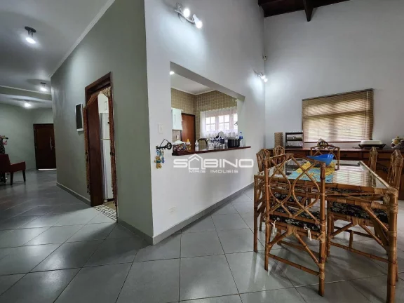 Imagem Casa Térrea à venda com 4 dormitórios, 4 Suítes - Riviera de São Lourenço - Bertioga/SP