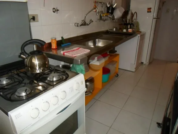 Imagem Apartamento à venda com 2 quartos no condomínio Pérola, São Paulo - SP