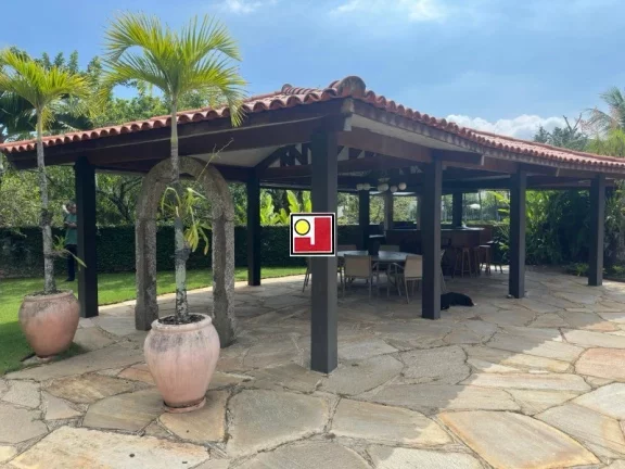 Imagem Vendo casa Wimbledon Park, luxuosa, 6Q(5Sts), terreno 2.050m², 1.120m² construídos, living com 250m², adega, home teather, escritório, piscina, BurleM