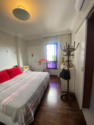 Imagem Excelente apartamento de 131m² 4 dormitórios, sendo 2 suítes