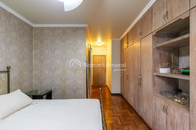 Imagem Situado no coração do Cambuí, um dos bairros mais desejados de Campinas, este apartamento oferece...