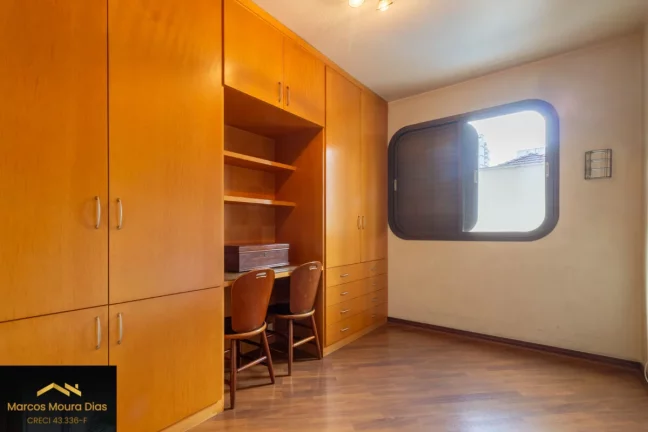 Imagem Apartamento em Perdizes, 4 Dormitórios ( 1 Suíte), 2 Vagas de Garagem. Edifício com Portaria 24 hs e Lazer