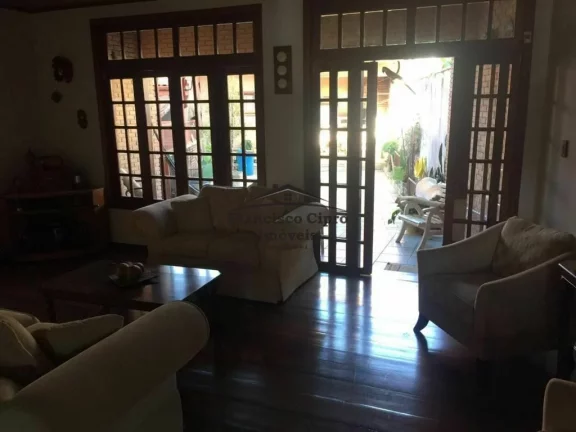 Imagem Casa Sobrado
