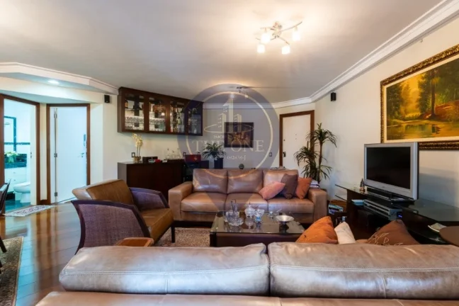 Imagem Apartamento à venda em Indianópolis, São Paulo-SP 3 quartos, 1 suíte, 2 salas, 4 banheiros, 2 vagas de garagem 120m² de área