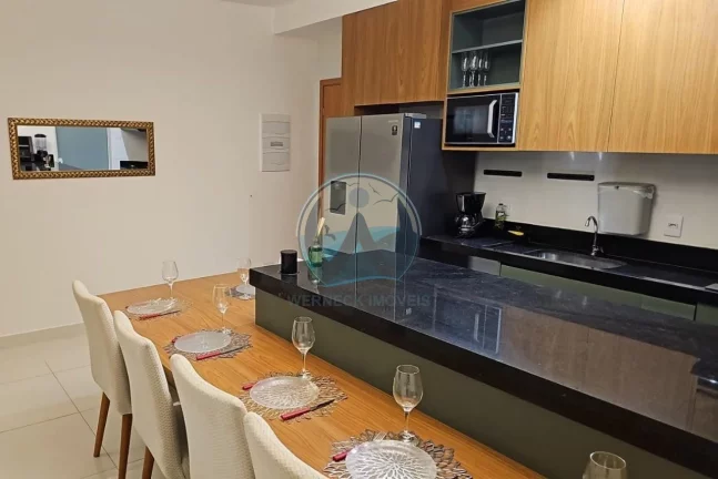 Imagem Imperdível oportunidade de investimento em Ubatuba-SP: Apto à venda com 2 quartos, 1 suíte, 1 sala, 2 banheiros, 2 vagas de garagem e 72m² na Toninhas!