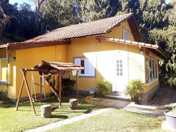 Imagem Casa para Venda em Teresópolis / RJ no bairro Golfe