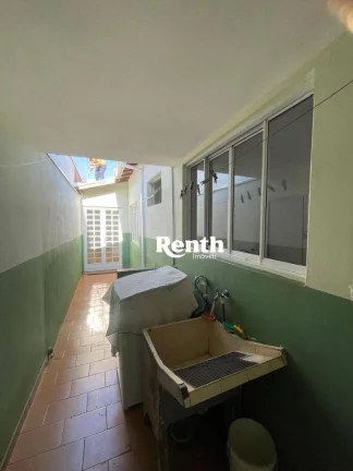 Imagem Casa com 2 dormitórios à venda, 96 m² por R$ 380.000,00 - Estádio - Rio Claro/SP