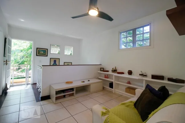 Imagem Casa à Venda - Vargem Pequena, 2 Quartos, 150 m2
