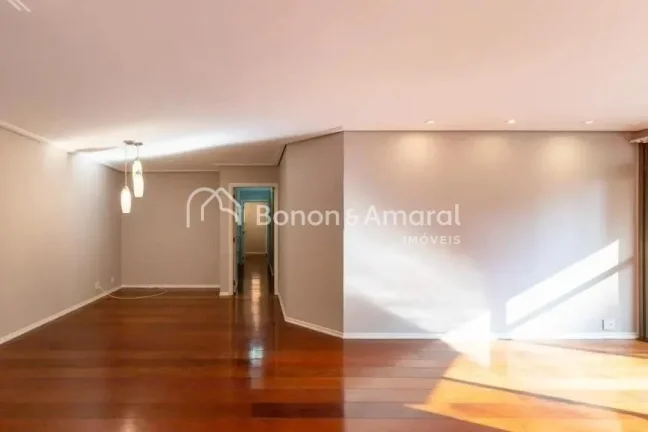 Imagem Viva com conforto, espaço e praticidade em um dos bairros mais valorizados da cidade!
Este amplo ap...
