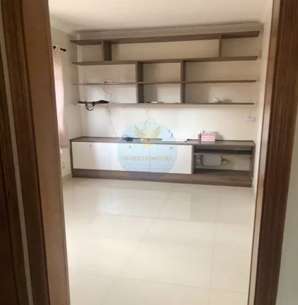 Imagem Casa em Condomínio a Venda no bairro Jardim San Ressore (caucaia do Alto) - Cotia, SP