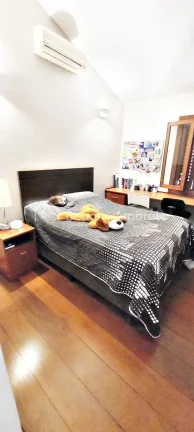 Imagem Casa Térrea a Venda, Linda, Charmosa e Aconchegante, Rica em Armários, Condomínio Fechado, Bairro...