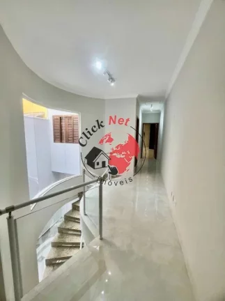 Imagem Lindo sobrado à venda localizado no Parque das Nações, Santo André com 3 suítes, 4 vagas, 210 m².