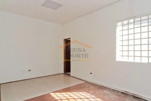 Imagem Casa Comercial, Imóvel com aproximadamente 500 m², ideal para uso comercial ou residencial, com 5 ...