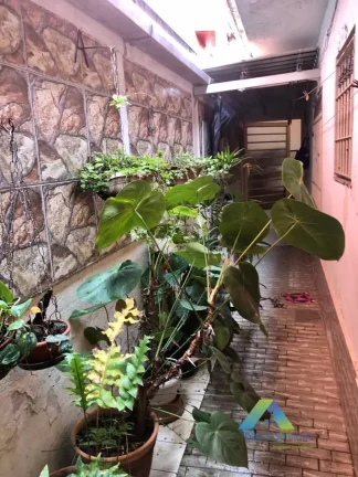 Imagem Casa Térrea à venda com 3 dormitórios e 3 banheiros no Jabaquara!!