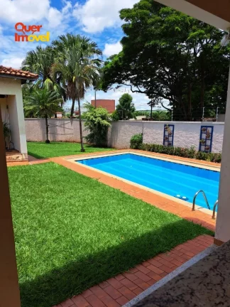 Imagem Casa à venda no Jardim Recreio, Ribeirão Preto-SP: 3 quartos, 3 suítes, 5 salas, 4 banheiros, 5 vagas, 450m². Quer Imóvel Negócios Imobiliários.