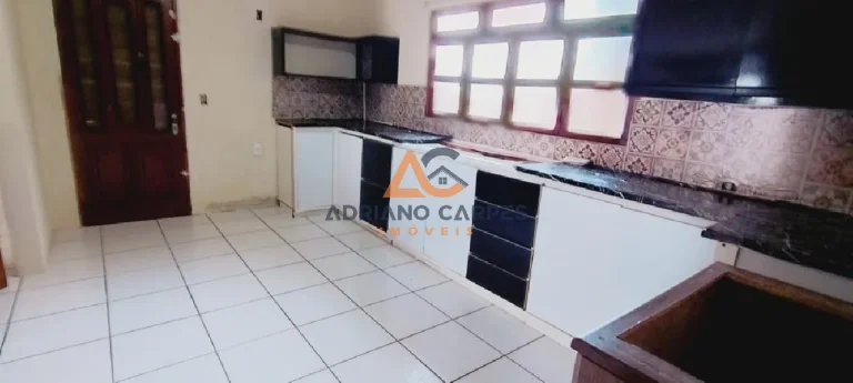 Imagem ALUGUEL Anual de Casa Semi-mobiliado com 3 dormitórios em Bairro Gravatá-Navegantes-SC