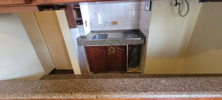 Imagem Apartamento duplex com um quarto e mezanino, garag