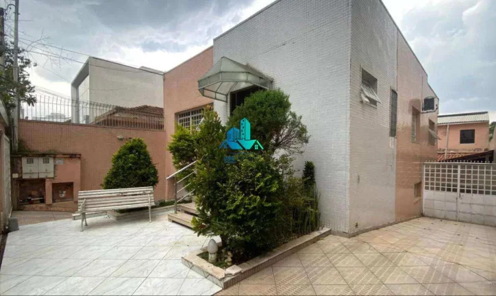 Imagem Grande Oportunidade na Mooca: Casa com 330m2 de Terreno e Estrutura para Residência ou Empresa