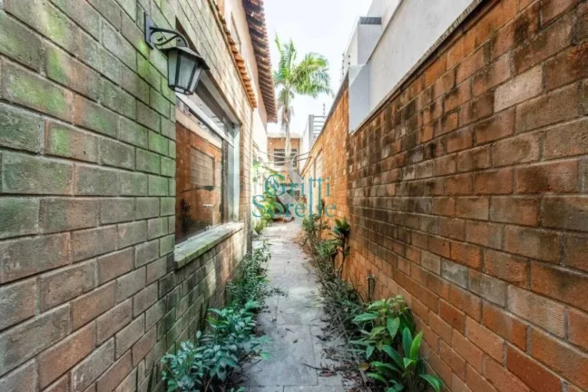 Imagem Sobrado à Venda em Jardim Paulista - São Paulo/SP.