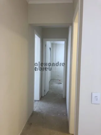 Imagem Apartamento reformado com 2 dormitórios em Moema à venda