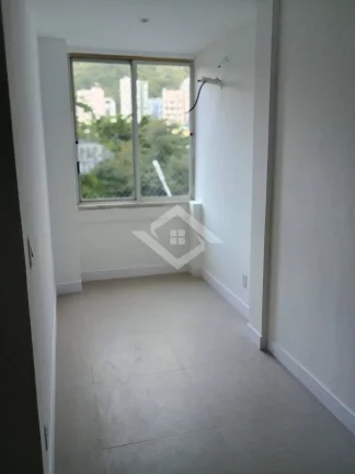 Imagem Apartamento 2Quartos à Venda em Copacabana – 74m², Silencioso e Vista Livre