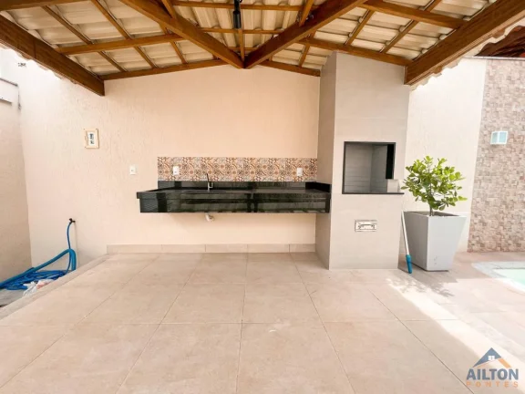 Imagem Casa Duplex com 3 Suítes p/ Venda e Locação Anual na Praia do Morro - Guarapari/ES