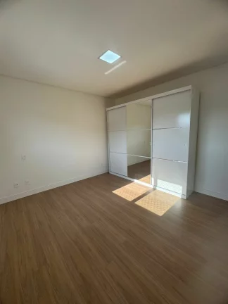 Imagem Apartamento com 3 dormitórios para Locação sendo 3 suítes, 122 m² - Centro - Bal. Camboriú/SC
