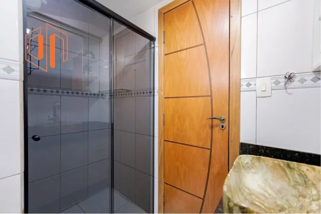 Imagem Apartamento para Venda em Curitiba, Água Verde, 3 dormitórios, 1 banheiro, 1 vaga