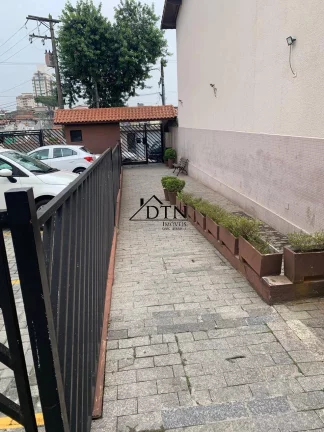 Imagem Sobrado em condomínio - Vila Ede - 2 suítes