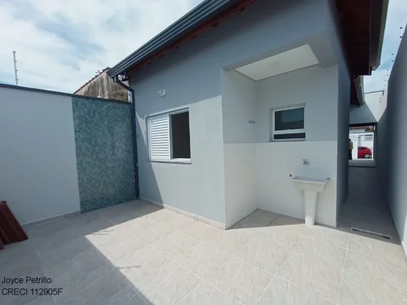 Imagem Imperdível Casa à Venda em Peruíbe-SP no Jardim Imperador