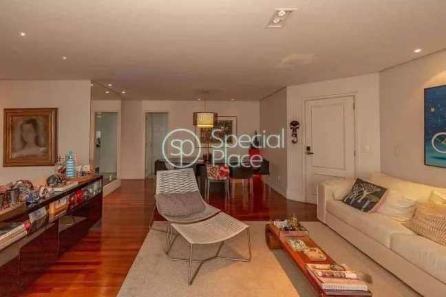 Imagem Excelente apartamento com 160m² no Brooklin!! Living amplo com varanda envidraçada, home theater, ...