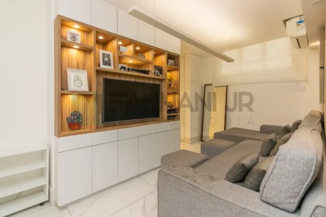 Imagem Luxuoso apartamento de 4 quartos e 3 suítes no Jardim Paulista, São Paulo - 260m², 3 salas, 2 vagas. Venha conhecer!