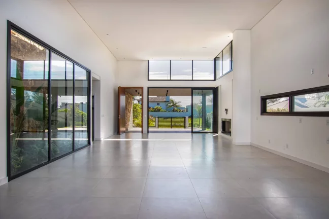 Imagem Casa à venda em Passo de Torres, Centro, com 4 quartos, 274,05m²