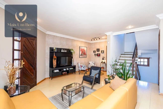 Imagem Sobrado 195 m² com ático, 3 quartos (1 suíte) à venda por R$ 849.900,00- Boa Vista - Curitiba/PR