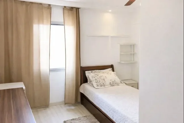 Imagem Este apartamento mobiliado está localizado em São Paulo e oferece uma excelente oportunidade para ...