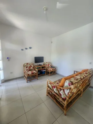 Imagem Casa para Venda em Itanhaém, Jamaica (Praia), 3 dormitórios, 1 suíte, 1 banheiro, 3 vagas