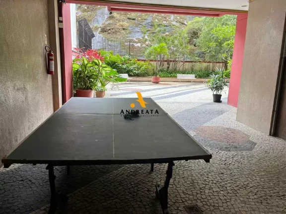 Imagem Flamengo - Rua Oswaldo Cruz - Vendo ótimo apartamento de Sala/Quarto com 64m² - armários - Infraestrutura - 1 vaga - R$900.00,00