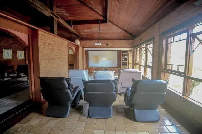 Imagem Casa em Condomínio para Venda em Teresópolis / RJ no bairro Quebra Frascos