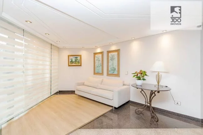 Imagem Apartamento a Venda no bairro Centro - Curitiba, PR