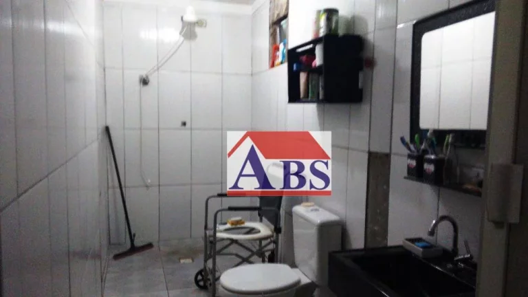 Imagem Casa com 2 dormitórios à venda, 121 m² por R$ 220.000,00 - Jardim Trinta e Um de Março - Cubatão/SP