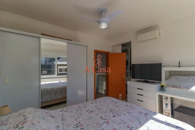 Imagem Sobrado com 3 Dormitorio(s) localizado(a) no bairro Mário Quintana em Porto Alegre / Rio Grande do Sul Ref.:172