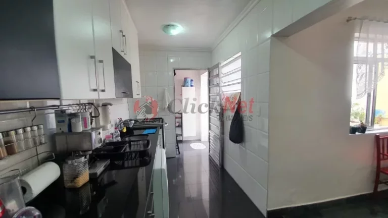 Imagem Lindo sobrado à venda ou para locação com localização privilegiada no bairro Baeta Neves, São Bernardo do Campo com 3 dormitórios, 2 WC, 4 vagas, 200m².