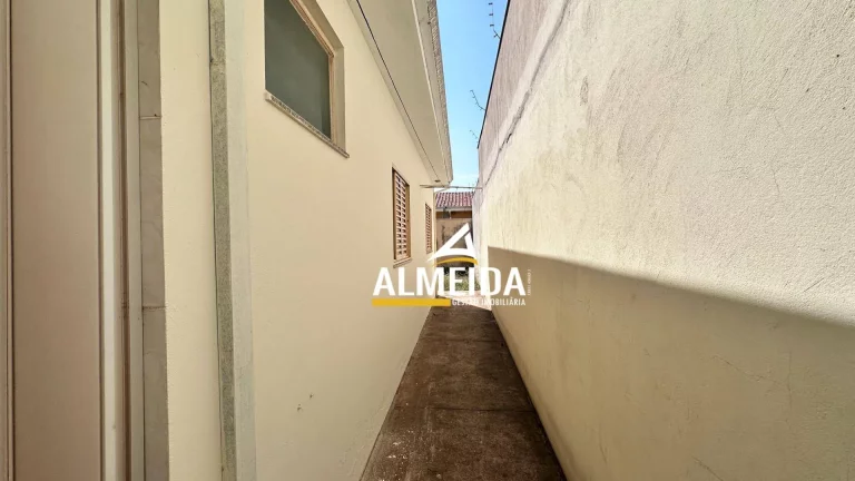 Imagem Casa com 2 dormitórios à venda, 70 m² por R$ 310.000,00 - Estádio - Rio Claro/SP